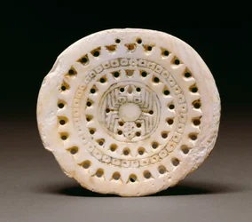 Gorget con motivo de araña, Dallas, 1300-1500